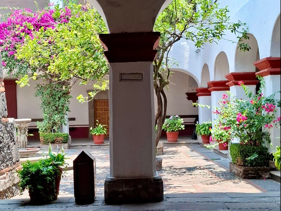 Bougainvillea & Baroque in Mexico City | Mexico Shared Tour