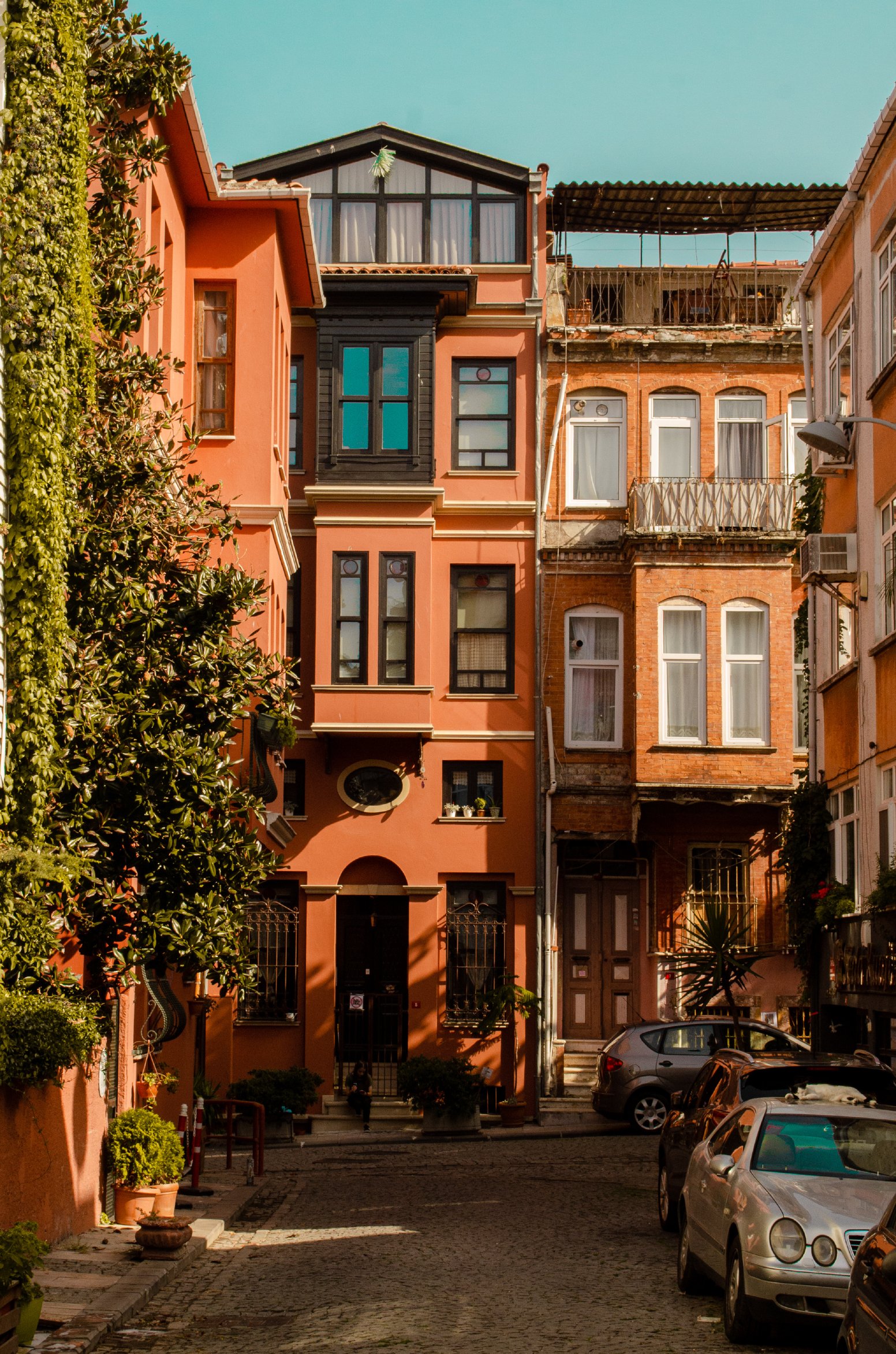 Chasing Light in Kuzguncuk in İstanbul | Türkiye Private Tour