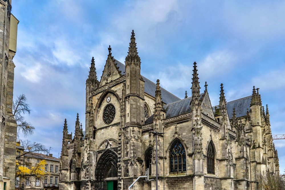 Dark Tales of Bordeaux in Bordeaux | France Private Tour