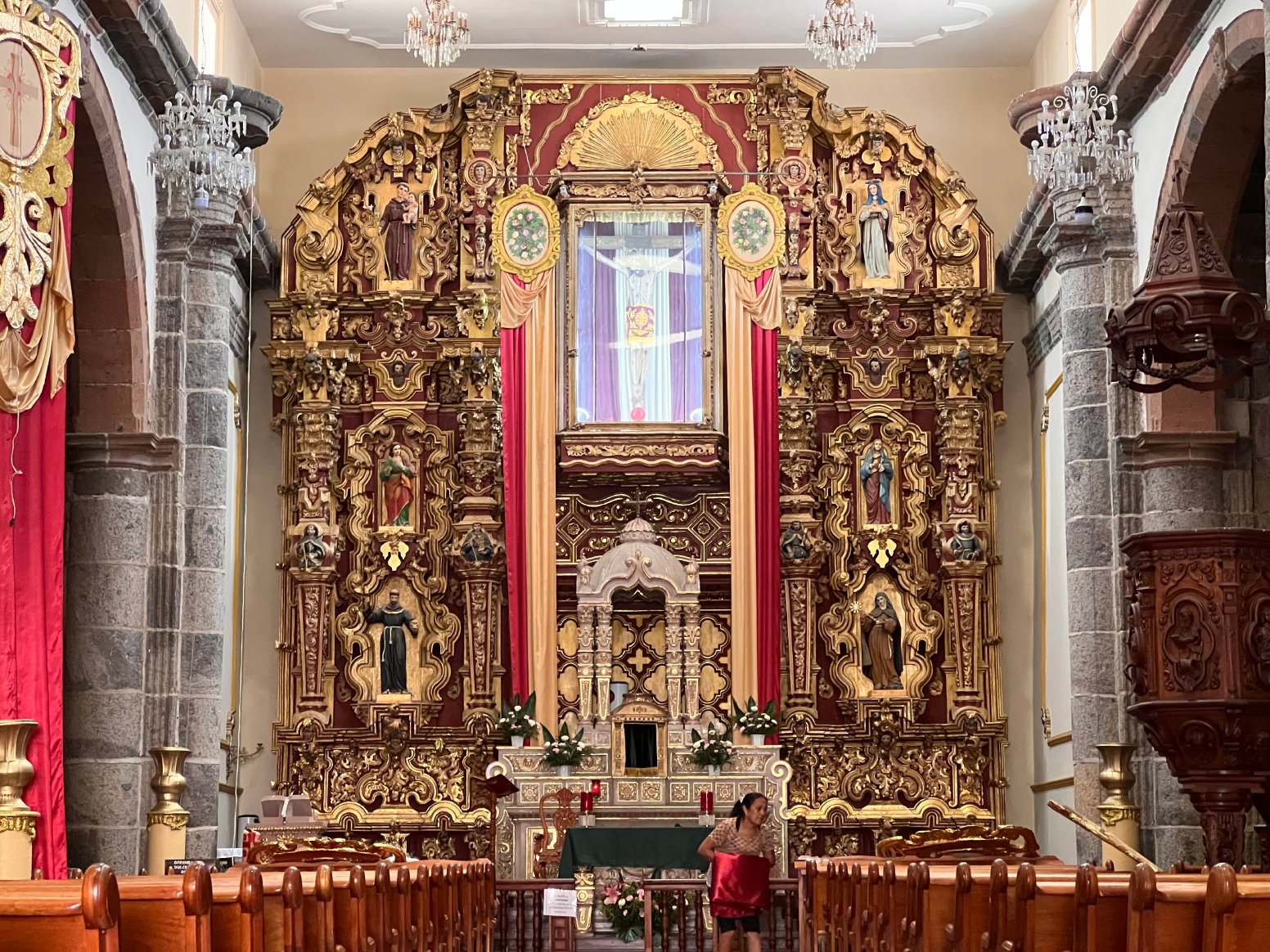 Religion & Coffee in Tapalpa