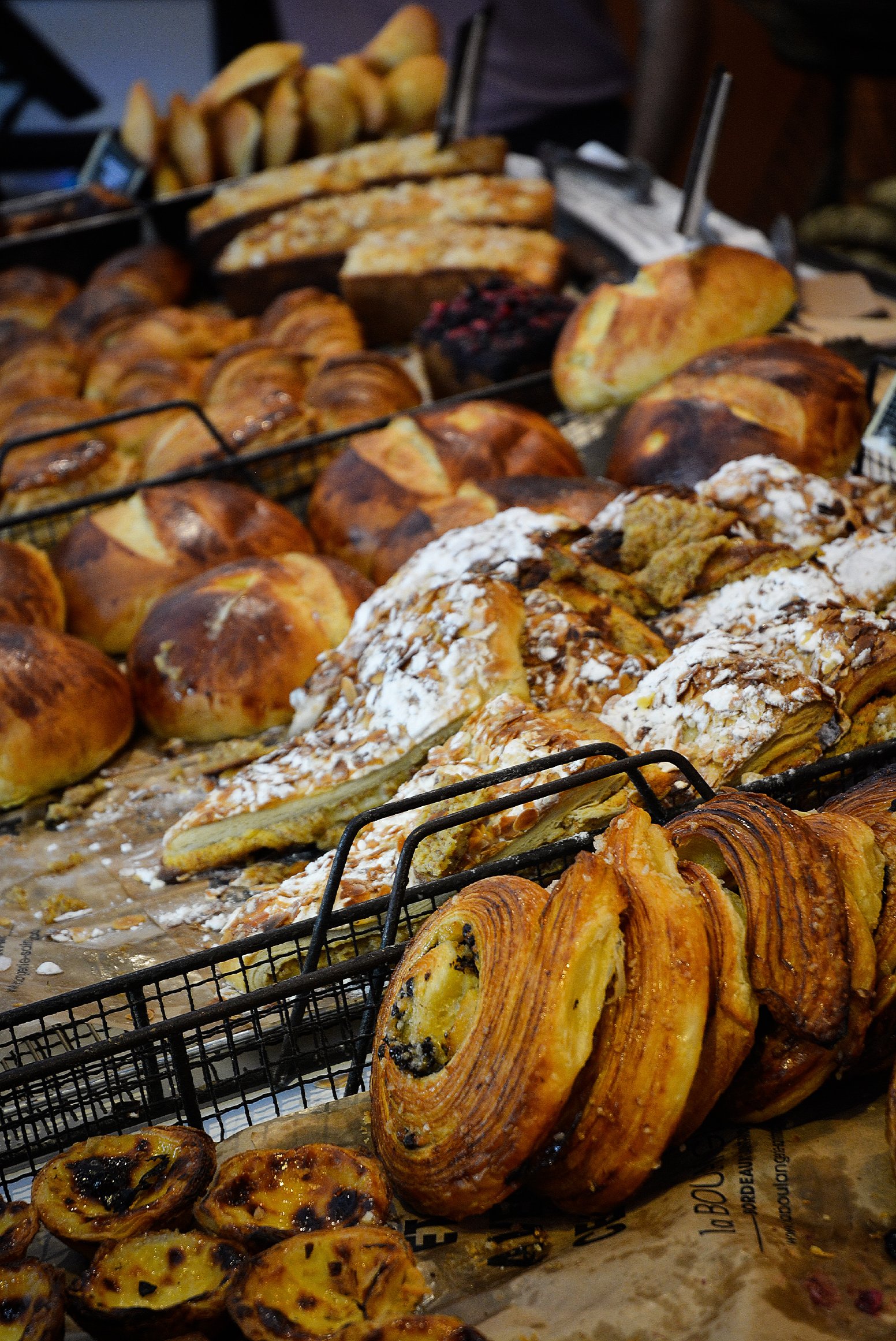 Flaky Bites of Bordeaux in Bordeaux | France Private Tour