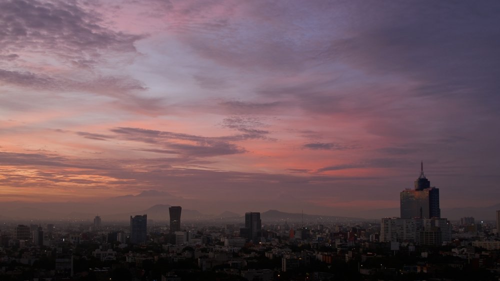 Pickup & Coffee in Teotihuacán de Arista