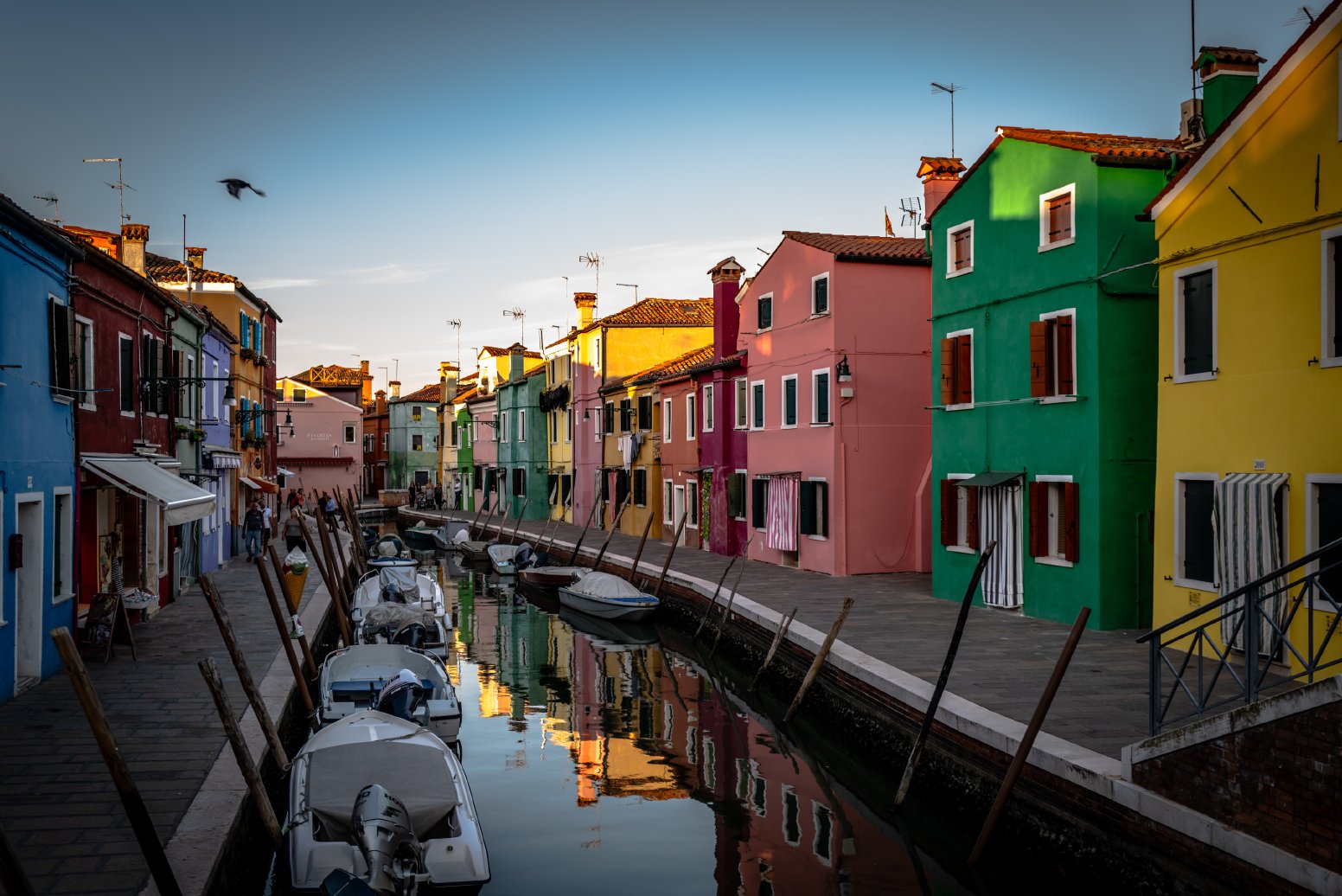 Meet in Burano in Venice