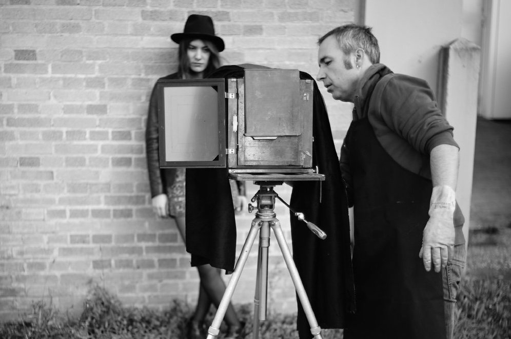 Fixing Time in Saint-Michel in Bordeaux | France Private Tour