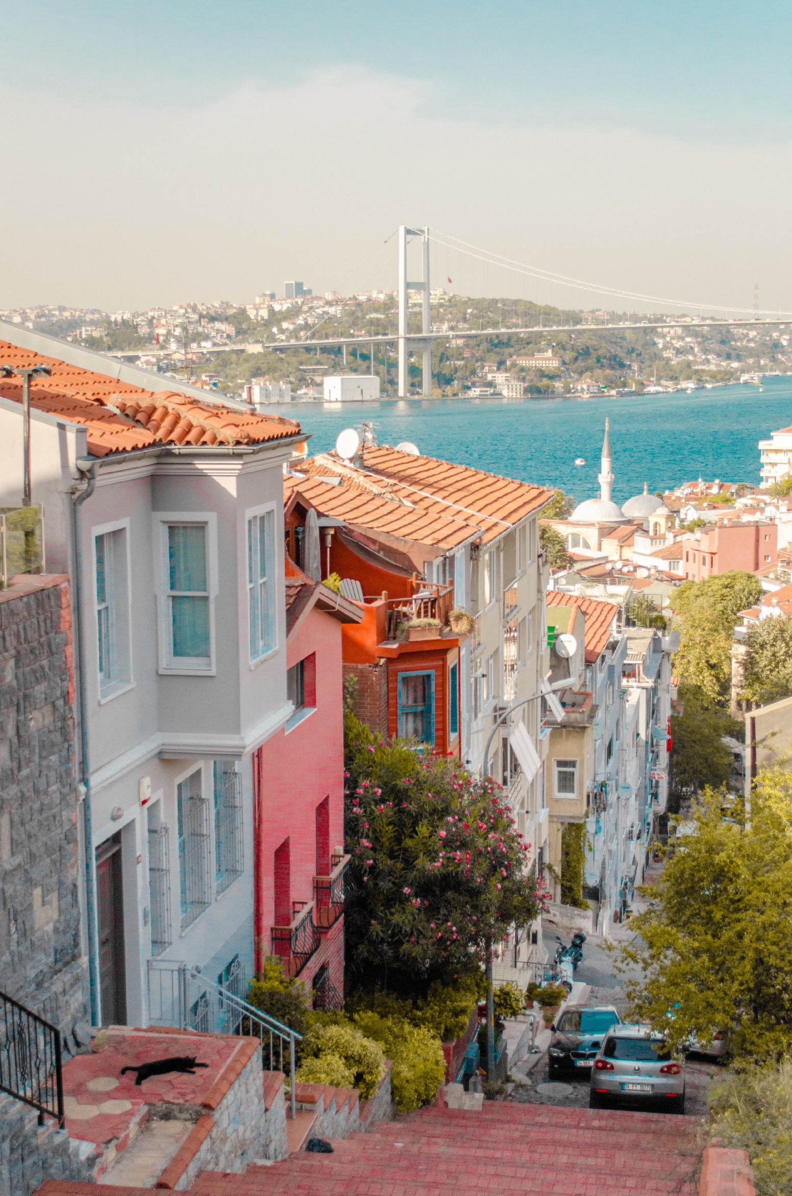 Chasing Light in Kuzguncuk in İstanbul | Türkiye Private Tour