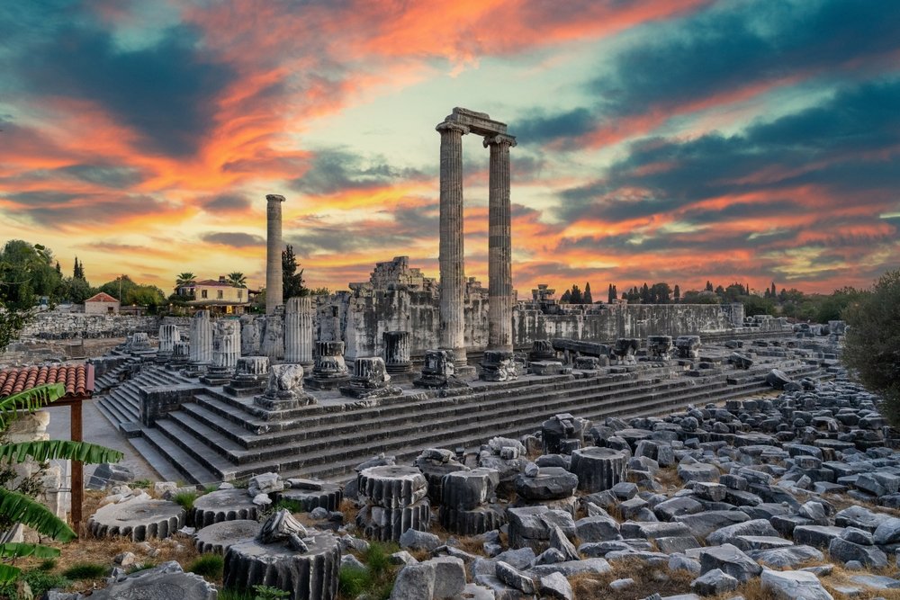 Twilight at Apollo's Oracle in İzmir | Türkiye Private Tour
