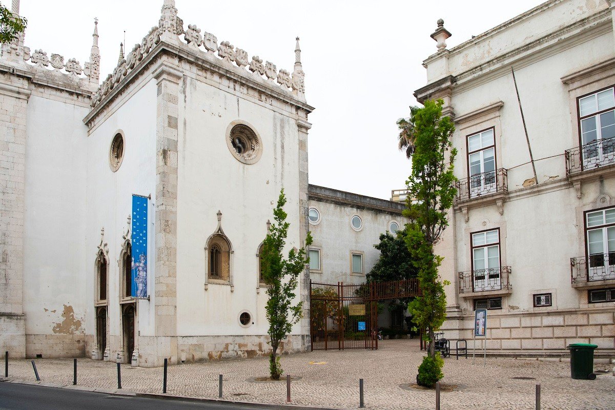 Meeting Point: Tile Museum in Lisbon