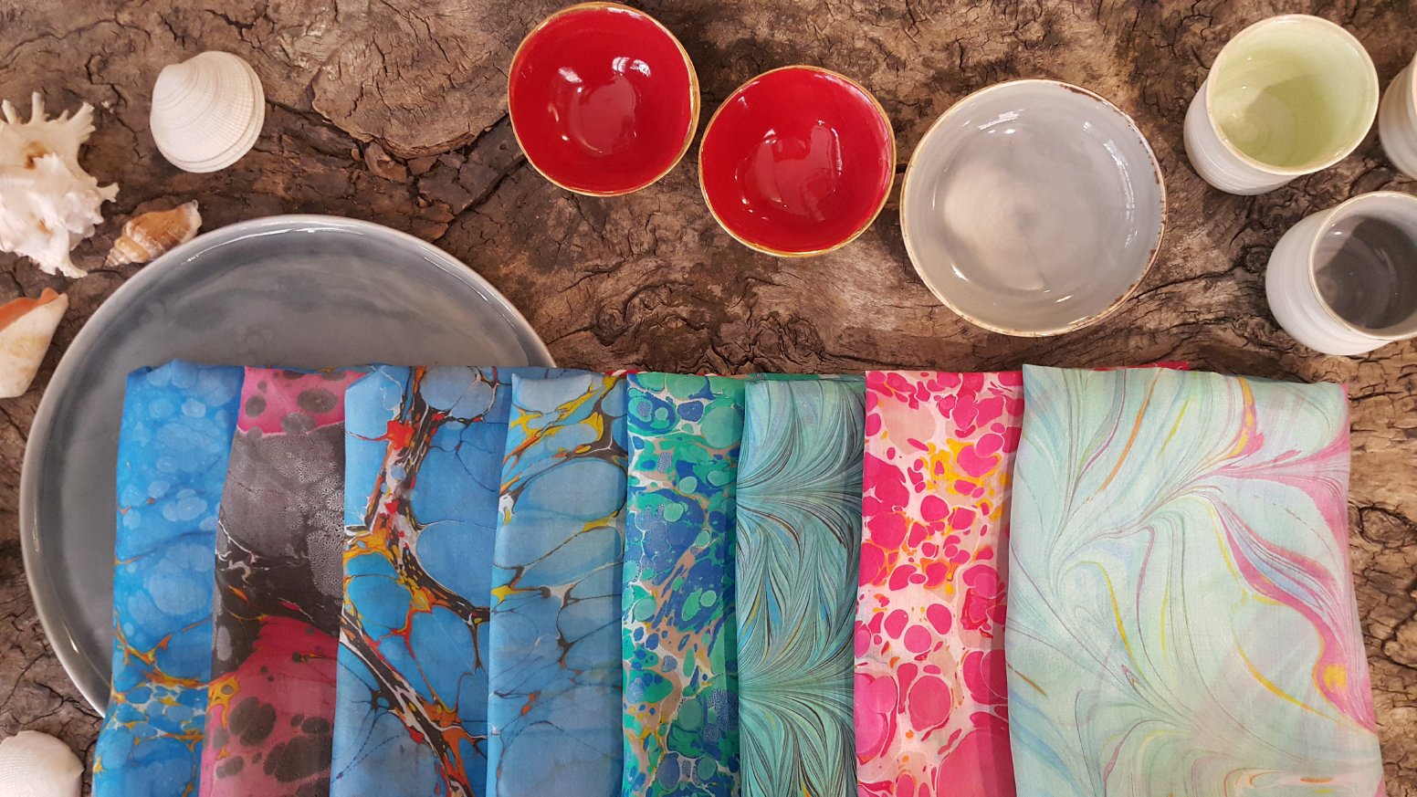 A Scarf of Swirling Colors in İstanbul | Türkiye Private Tour