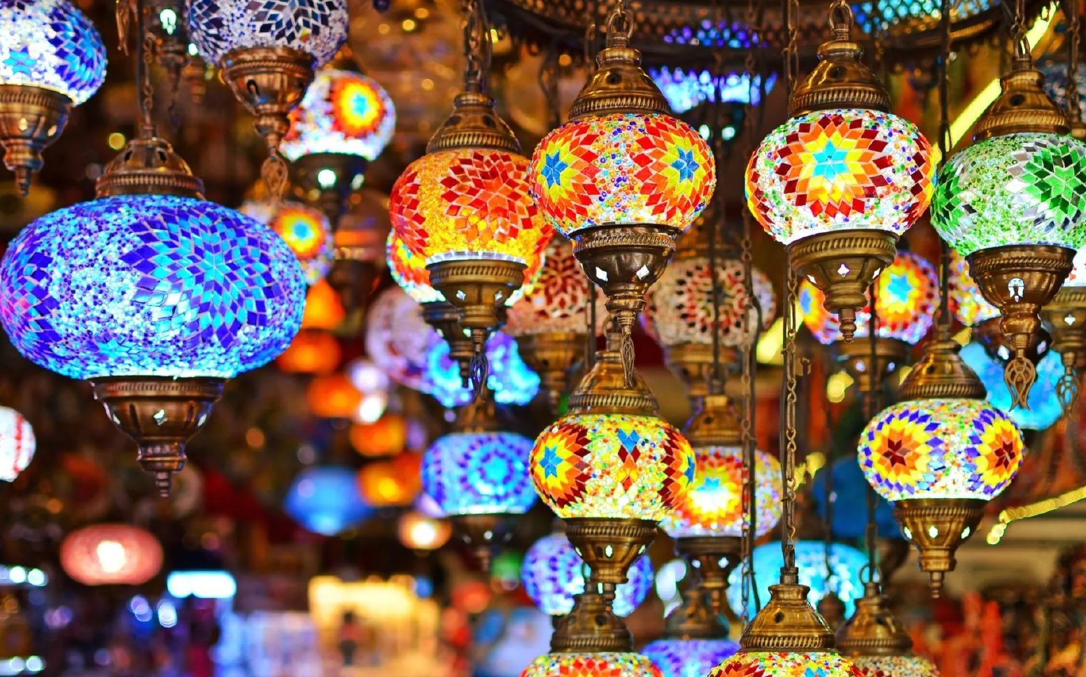 The Bazaars of Istanbul in İstanbul | Türkiye Private Tour