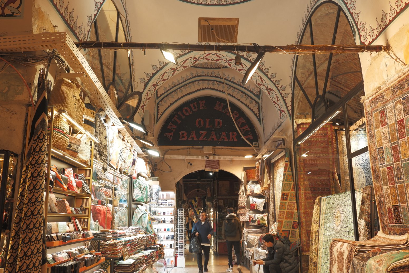 The Bazaars of Istanbul in İstanbul | Türkiye Private Tour