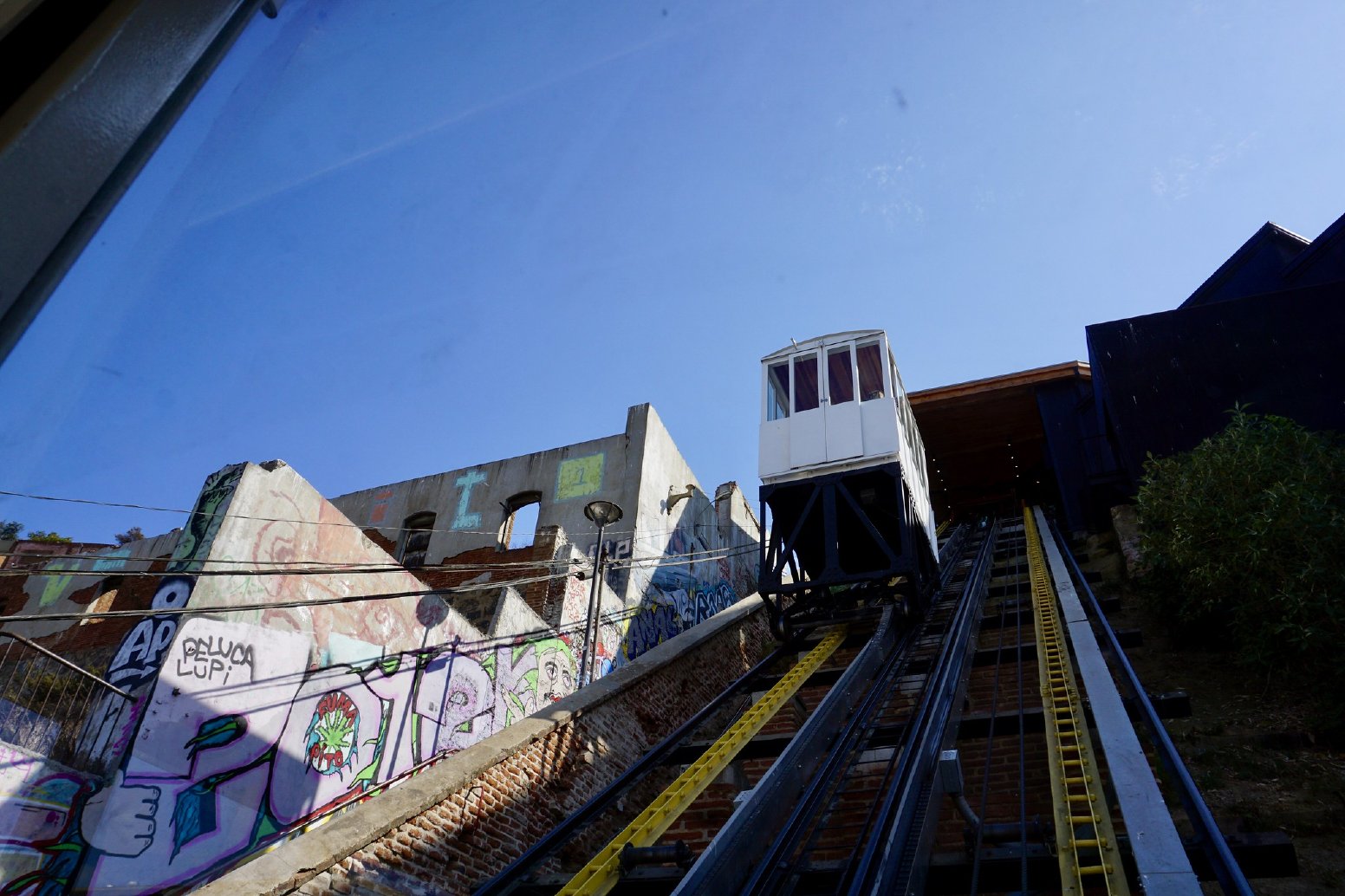 A Dialogue With Bohemia in Valparaíso | Chile Private Tour