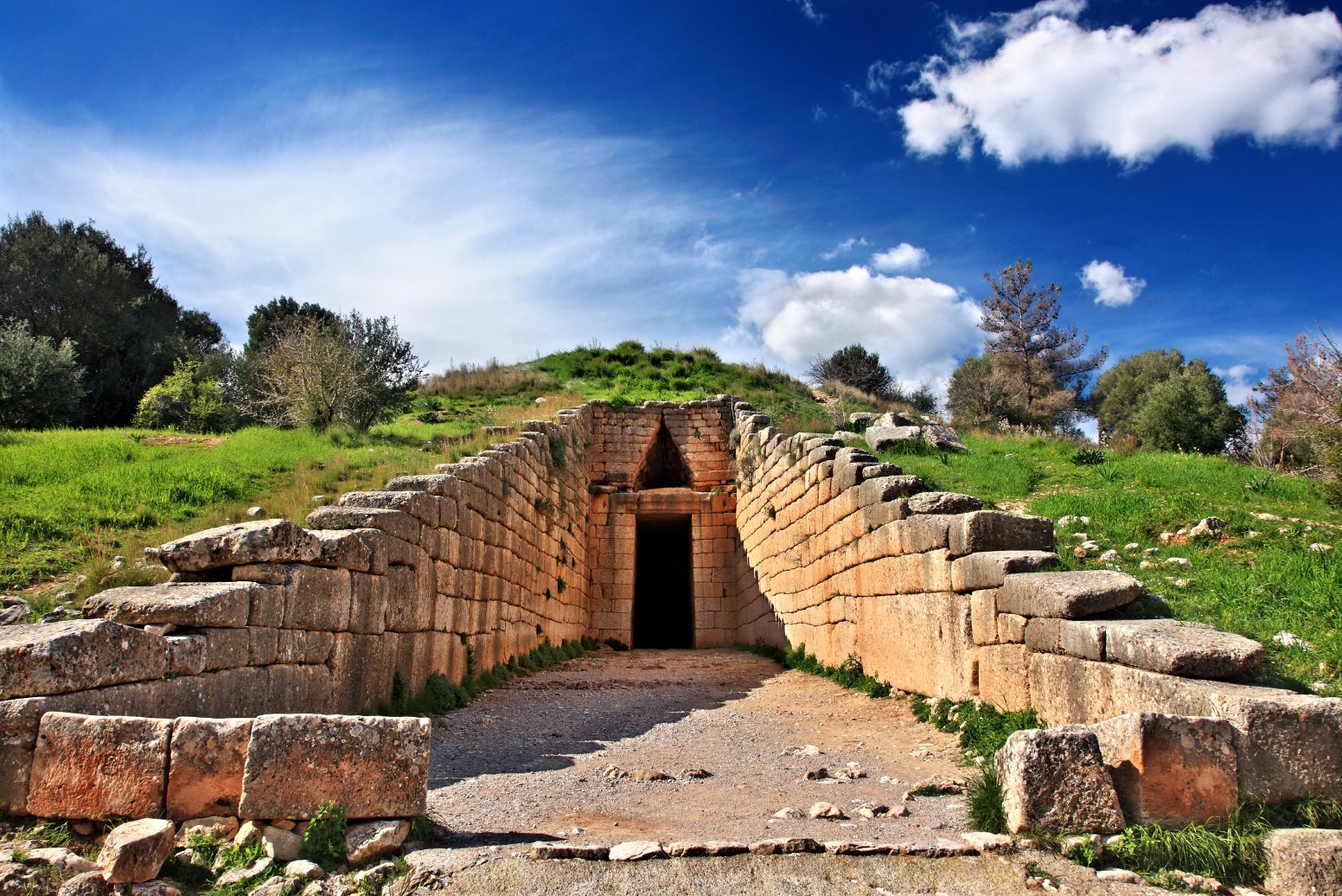 The Myth of the Atreides in Mykines | Greece Private Tour