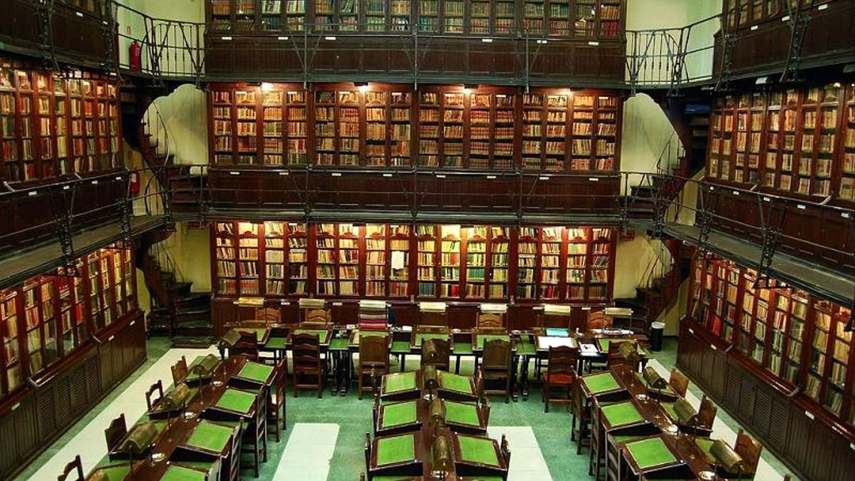A Writer's Personal Madrid in Madrid | Spain Private Tour
