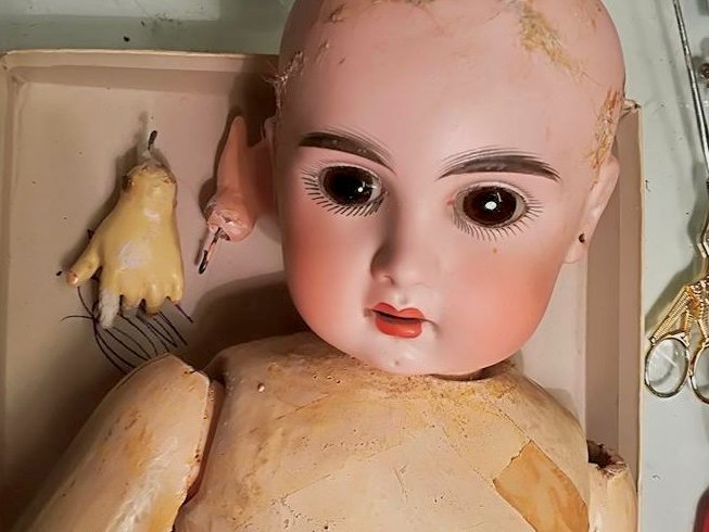 A Doll Atelier in Testaccio in Rome | Italy Private Tour