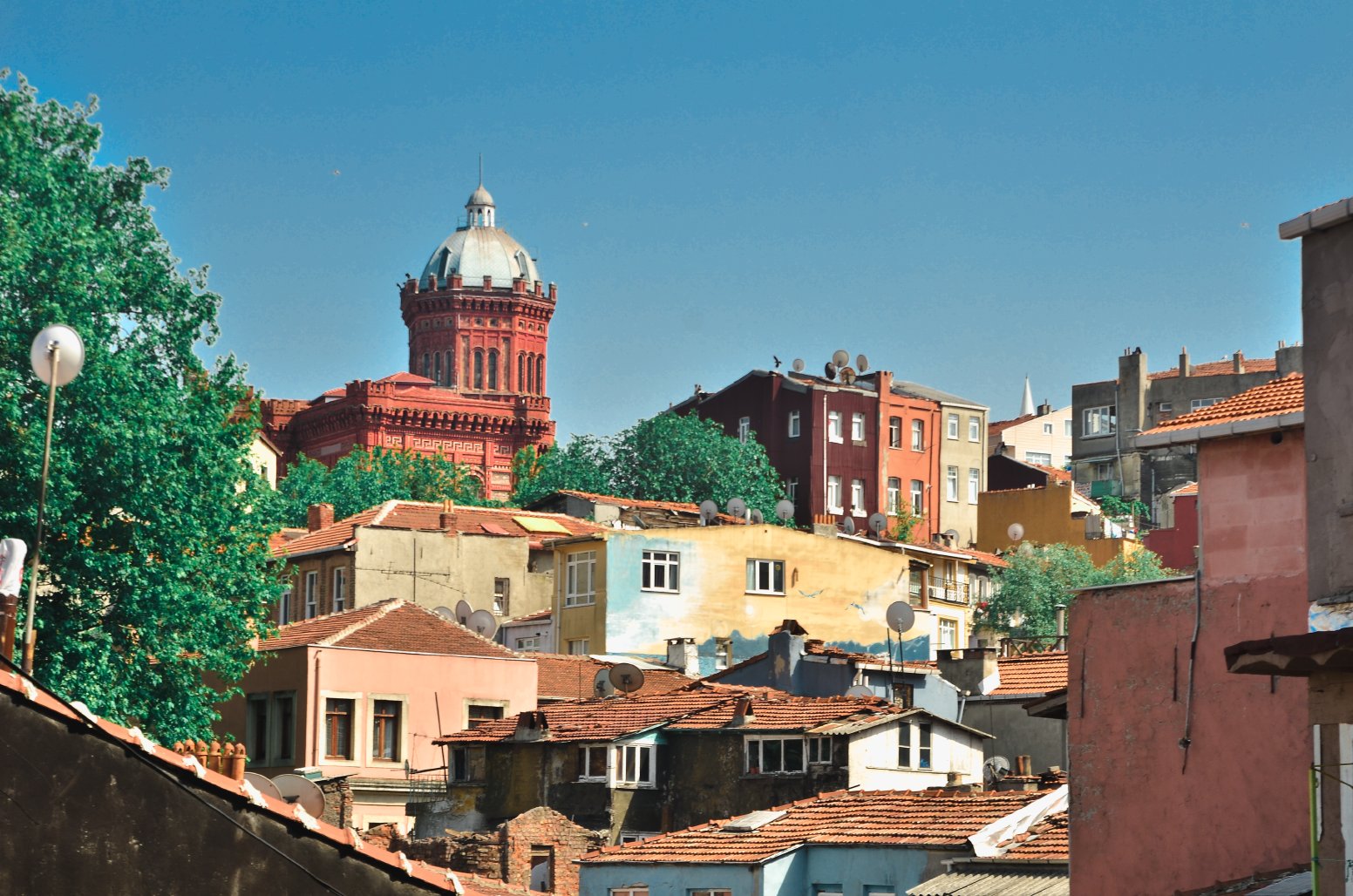 Framing: Balat in İstanbul | Türkiye Private Tour