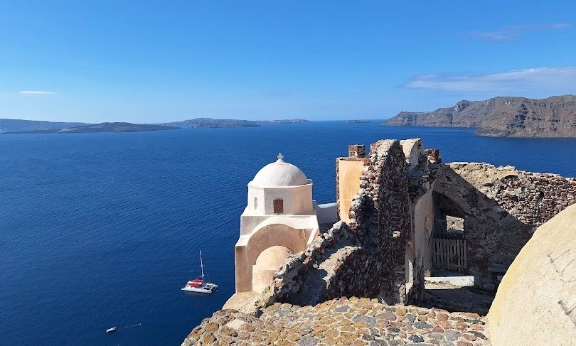 A Still Morning in Santorini in Megalochori | Greece Private Tour