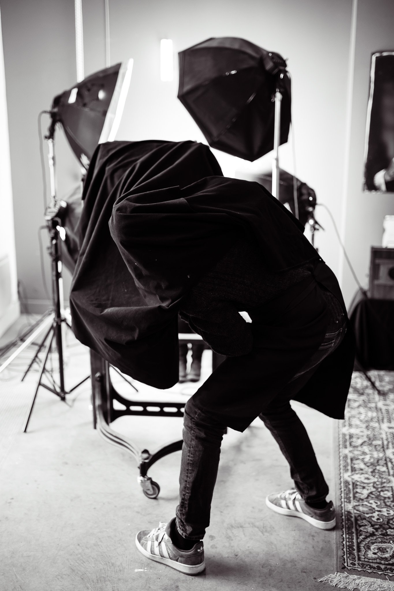 Fixing Time in Saint-Michel in Bordeaux | France Private Tour