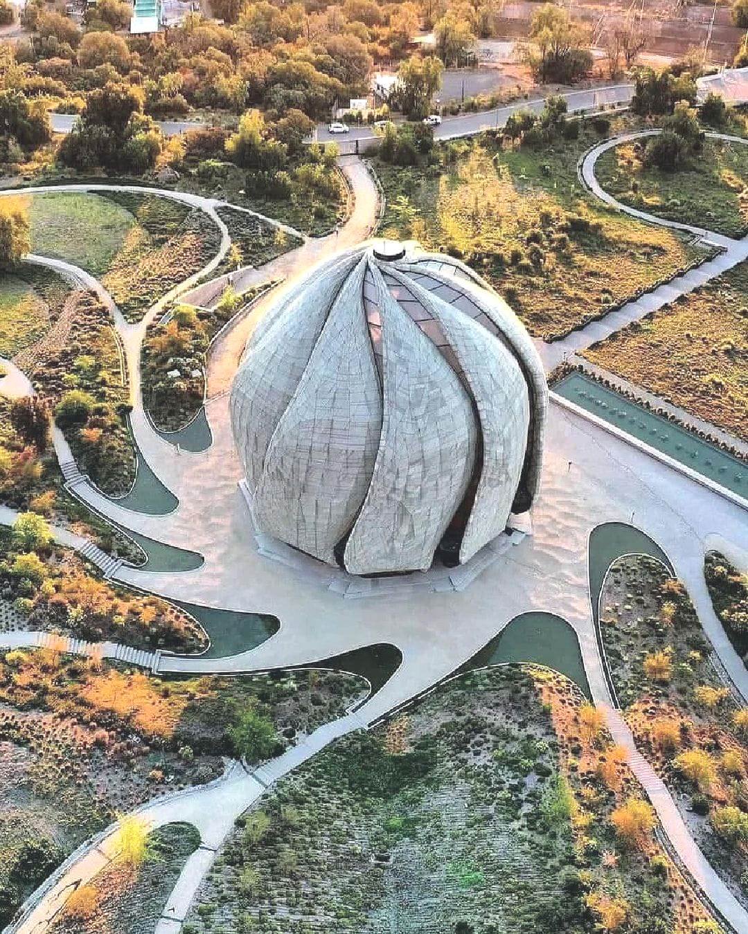 Santiago Bahá'í Temple in Santiago