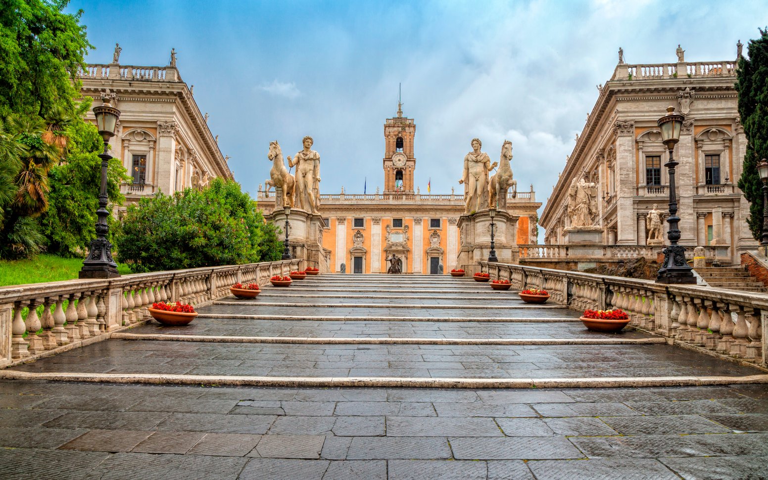 Run With Michelangelo in Rome | Italy Private Tour