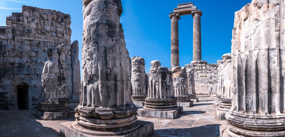 Twilight at Apollo's Oracle in İzmir | Türkiye Private Tour