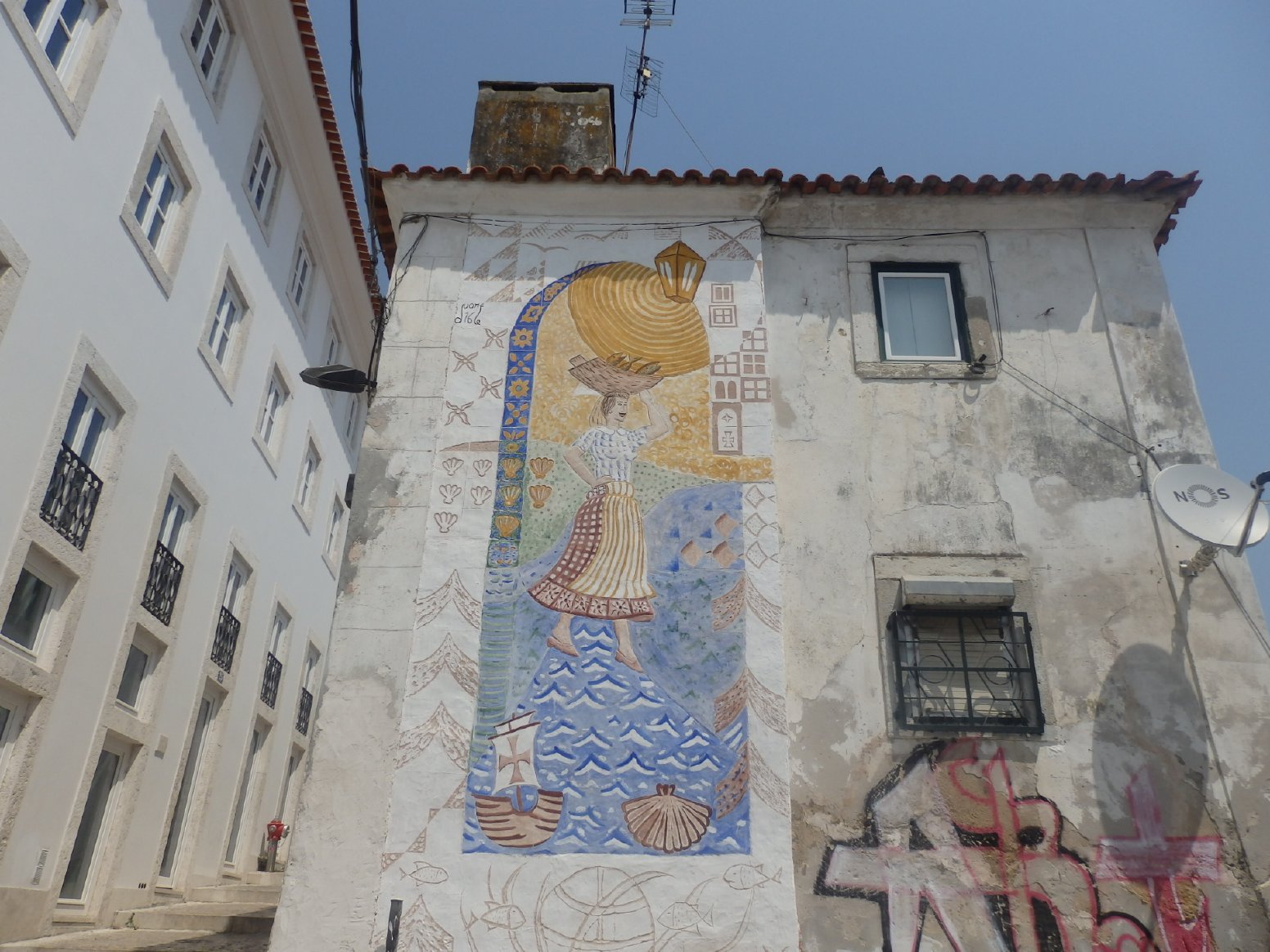 Through Alfama's Light in Lisbon | Portugal Private Tour