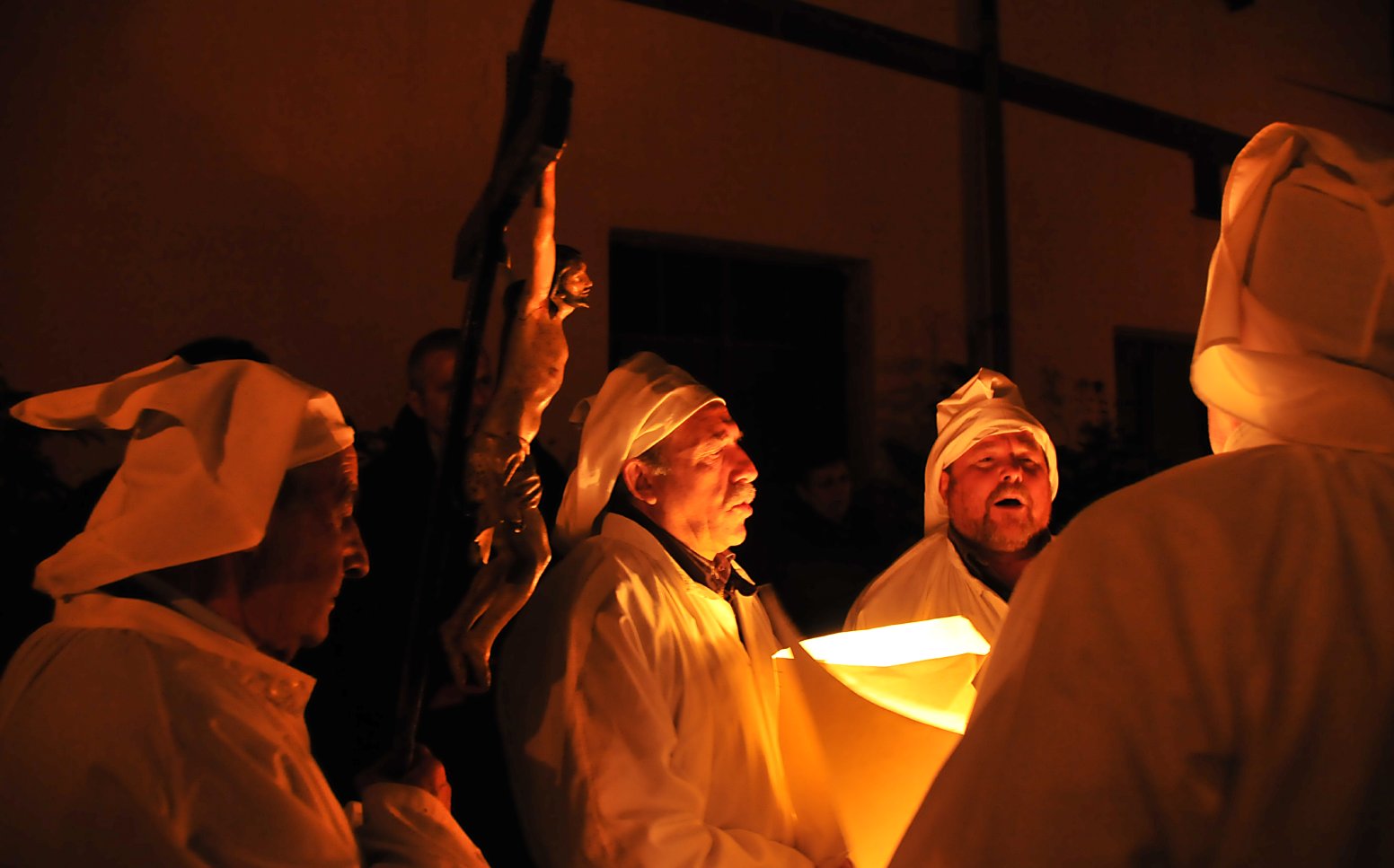 Choirs & Torches of Lunissanti in Castelsardo | Italy Shared Tour