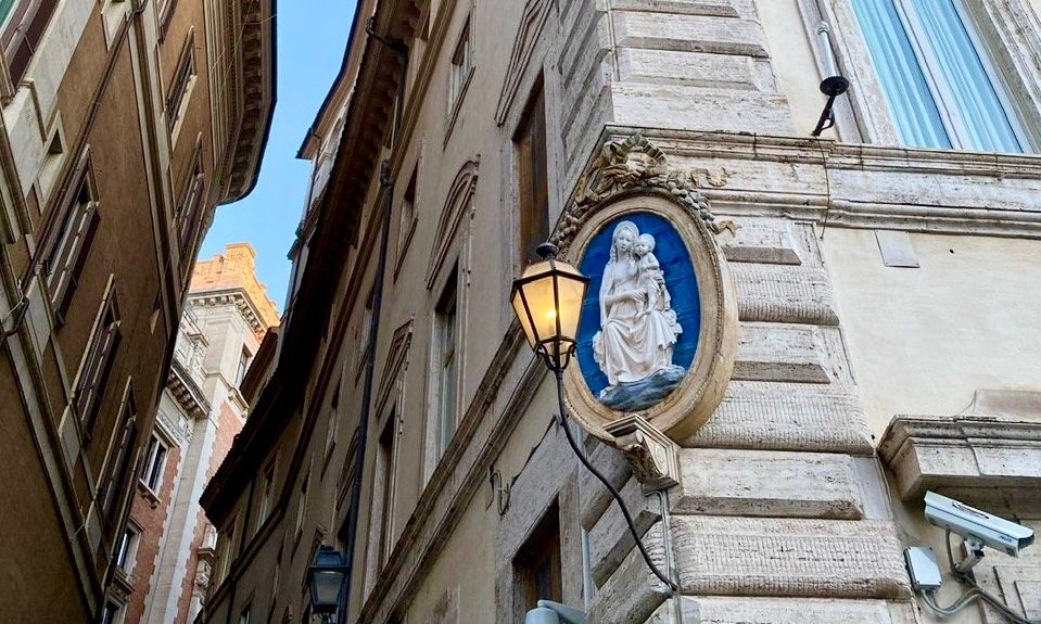 Silent Guardians of Rome in Rome | Italy Private Tour